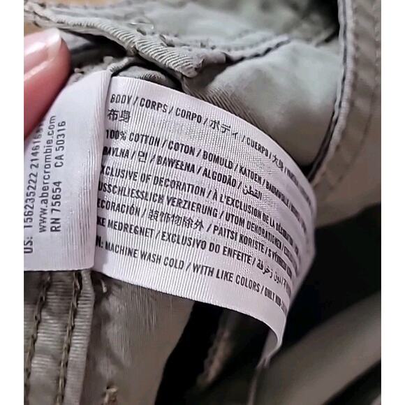 Abercrombie & Fitch Gray Cargo Utility Pants 6S EUC Grunge Gorpcore - Picture 9 of 10